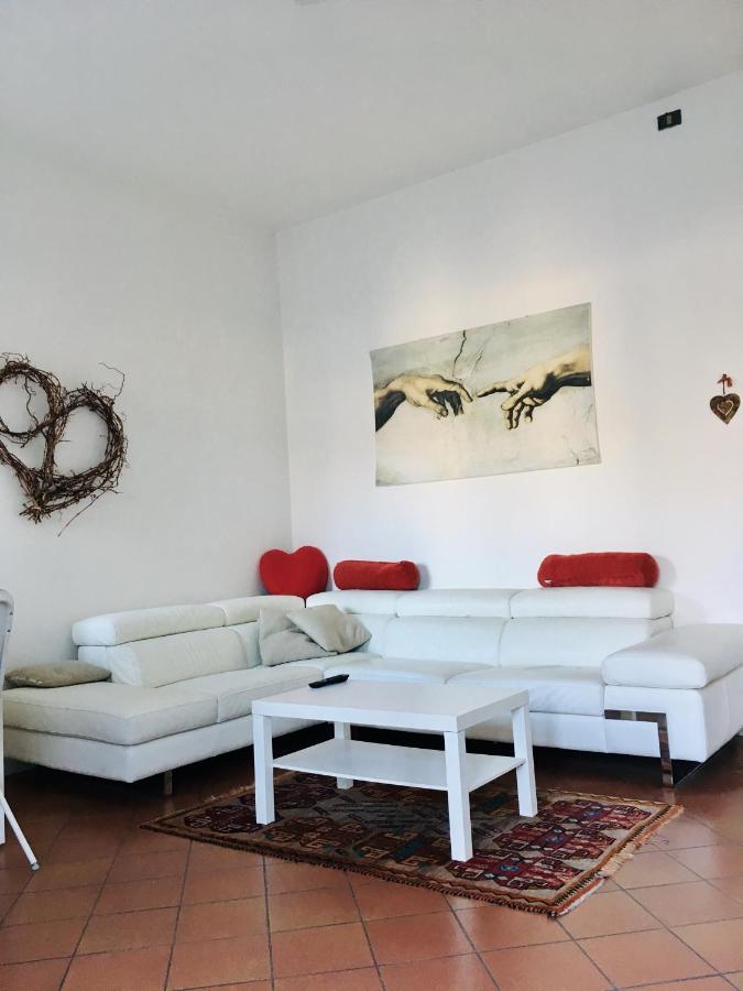 Appartamento Ellen Torbole Sul Garda Exterior foto
